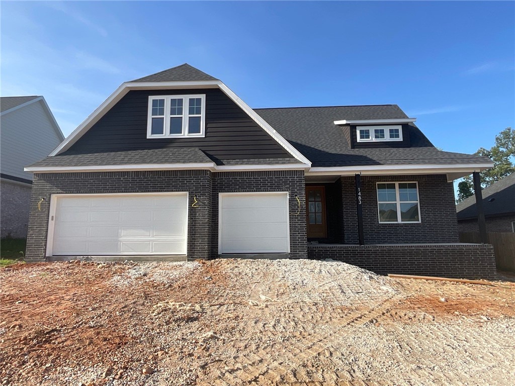 This gorgeous home in Veneto Subdivision is sure to wow!! Featuring 4 bedrooms, 3 baths, The home once completed will have functional and open living and dining space that is perfect for entertaining or family time. Garage is wired for electric vehicle charging station.