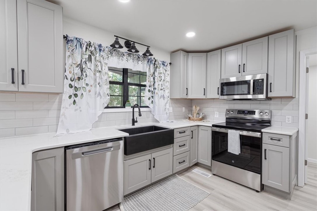 Avondale Sub 1 Bvv - Residential