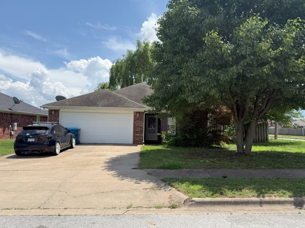 Carriage Square Sub Bentonville - Residential
