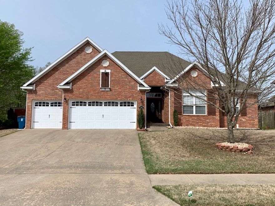 Spacious 4 bed 2.5 Home located just minutes from Northwest Arkansas Regional Airport! This house features hardwood floors in the living room and kitchen, tile in laundry room and bathrooms and carpet in bedrooms. All appliances are included except for a washer and dryer, granite counters, large walk in closets, a room with a built in loft area, covered patio and much more!