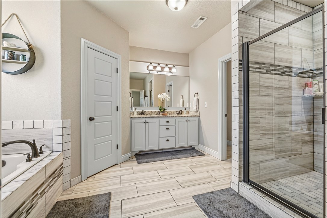 Peaks Ph III, The Rogers - Residential