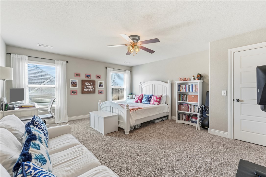 Peaks Ph III, The Rogers - Residential