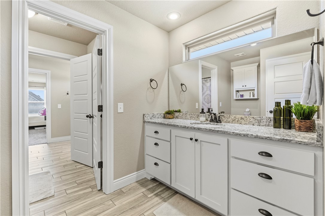 Peaks Ph III, The Rogers - Residential