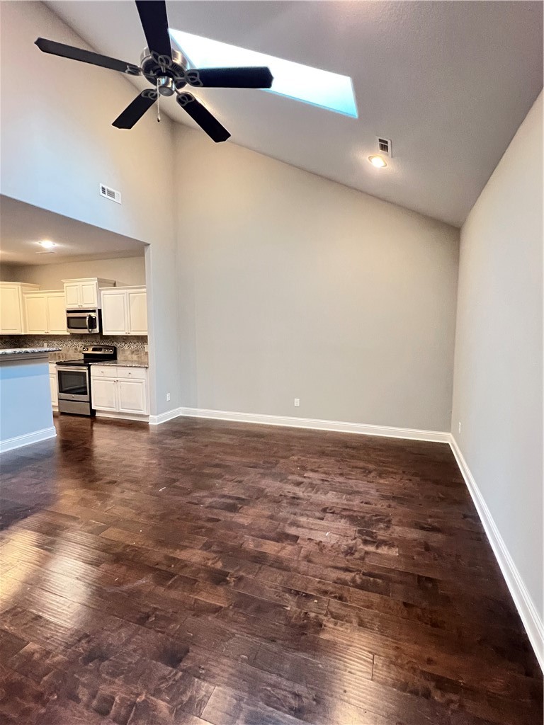 Three Oaks Twnhms Horiz - Residential Lease