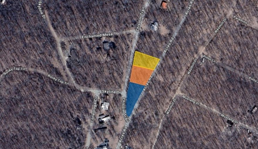 This is 3 lots in Ozark Acres of Sharp County that equal up to a .84 (+/-) acre lot. It is flat and cleared with some trees and ready to build a home or place a manufactured home. Owner financing is available. Property conveys a Limited Warranty Deed. Call or text for more information.
