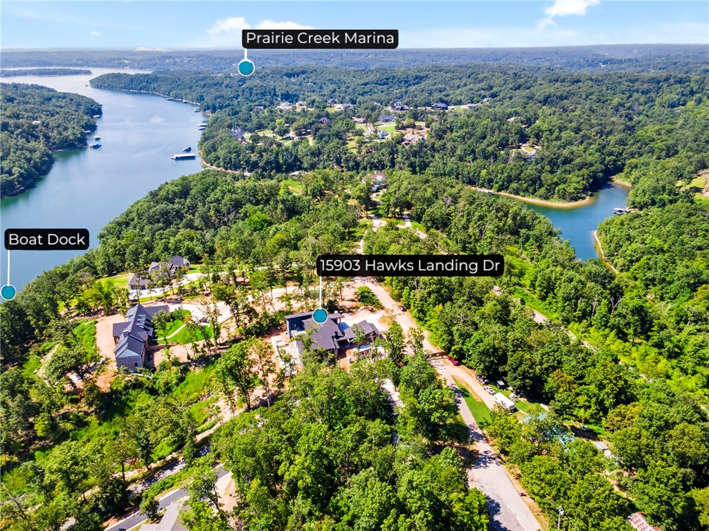 Hawks Landing On Beaver Lake Rurban - Residential