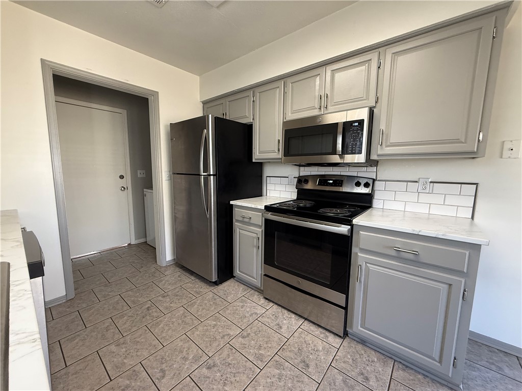 Regency North Ph Ii - Residential Lease