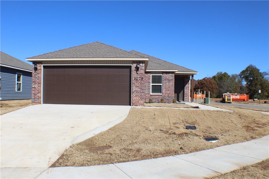 Newer home in new subdivision located 1 mile from Walker Park and 1 mile from Crossover Rd. Corner lot. All appliances included. Kitchen features a pantry for extra storage and stainless steel appliances. Spacious master with walk in closet and en-suite bath. Two guest bedrooms. Perfect neighborhood for a young family!