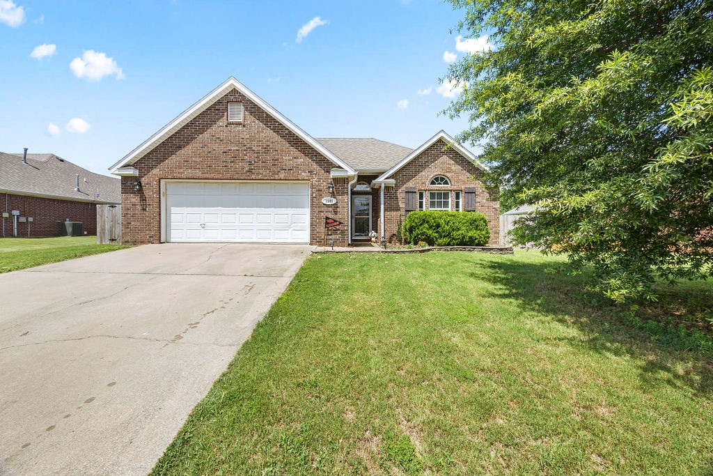 Come see this charming 3 bed 2 bath home with lighting fixtures that have been updated,as well as, HVAC, smart thermostat, vinyl flooring, and the roof. Enjoy the open floor plan and the covered patio that is large enough for entertainment. This house is easy access to hwy 49 and is only 12 minutes to the University of Arkansas.