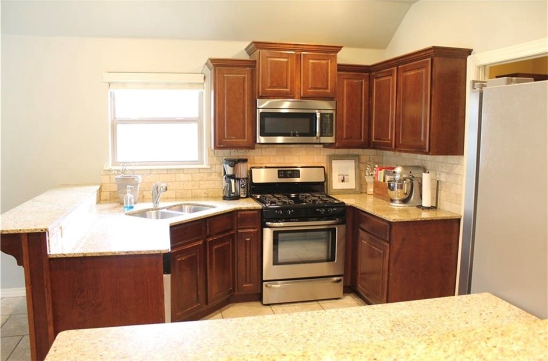 Crystal Spgs Ph Iii - Residential Lease