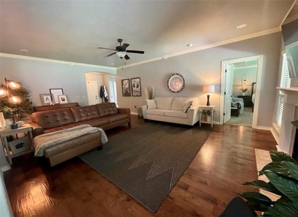 Crystal Spgs Ph Iii - Residential Lease