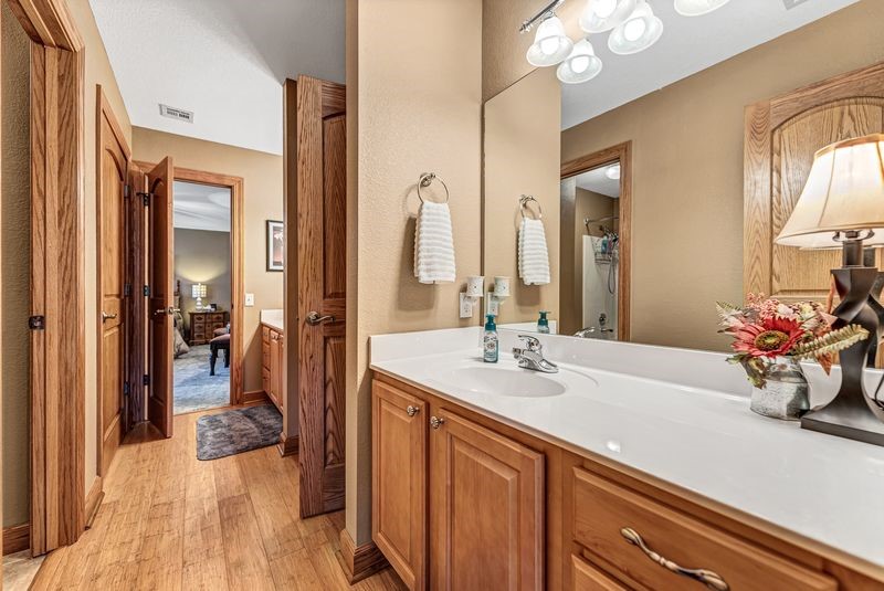 Wellington Heights Ph Ii Cave Spgs - Residential