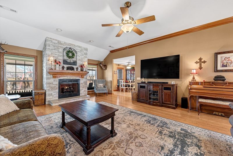 Wellington Heights Ph Ii Cave Spgs - Residential