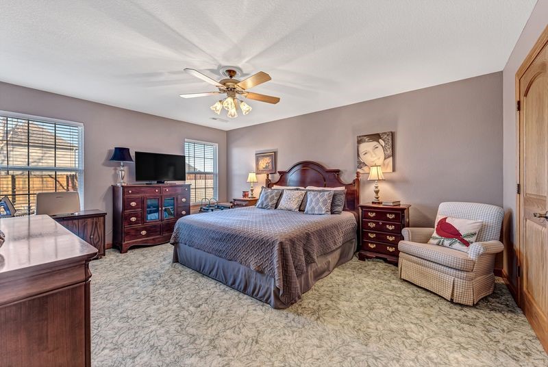 Wellington Heights Ph Ii Cave Spgs - Residential