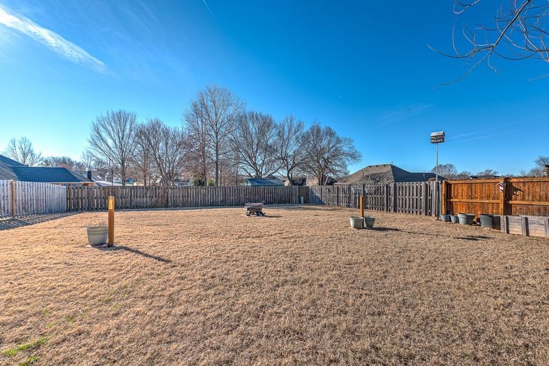 Wellington Heights Ph Ii Cave Spgs - Residential