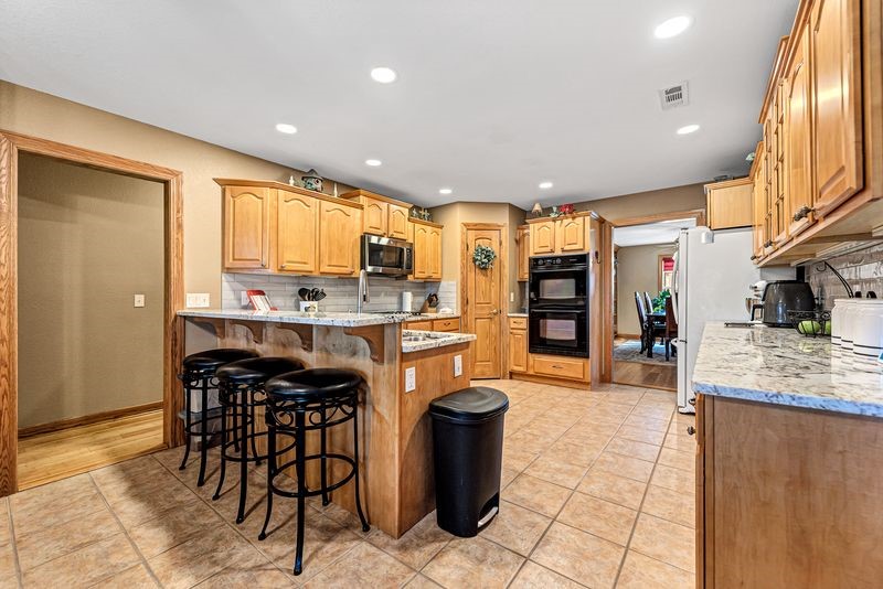 Wellington Heights Ph Ii Cave Spgs - Residential