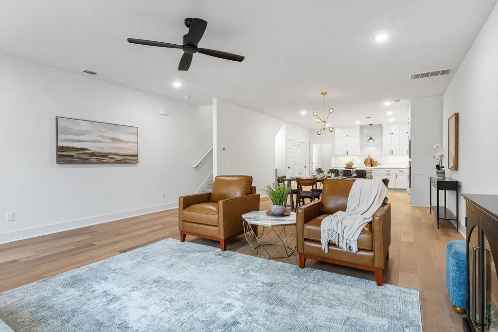 Rogers, Arkansas 72756, United States, 3 Bedrooms Bedrooms, ,3 BathroomsBathrooms,Residential,Active,12127