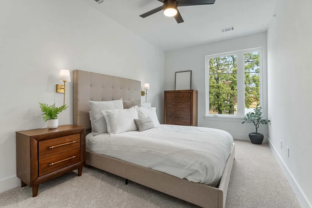 Rogers, Arkansas 72756, United States, 3 Bedrooms Bedrooms, ,3 BathroomsBathrooms,Residential,Active,12127