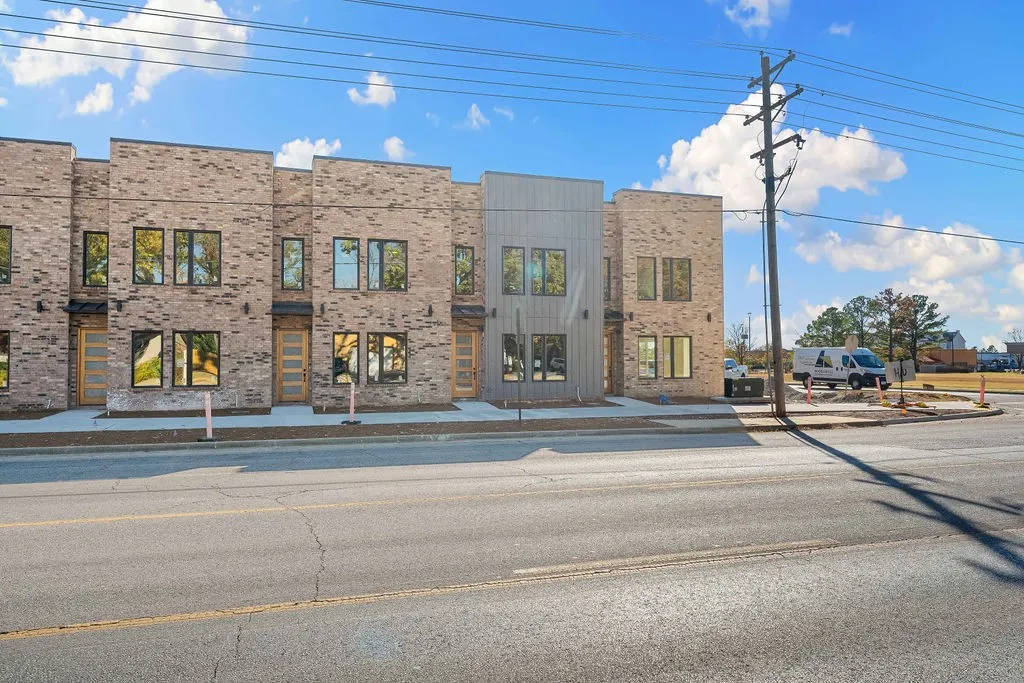 Rogers, Arkansas 72756, United States, 3 Bedrooms Bedrooms, ,3 BathroomsBathrooms,Residential,Active,12127