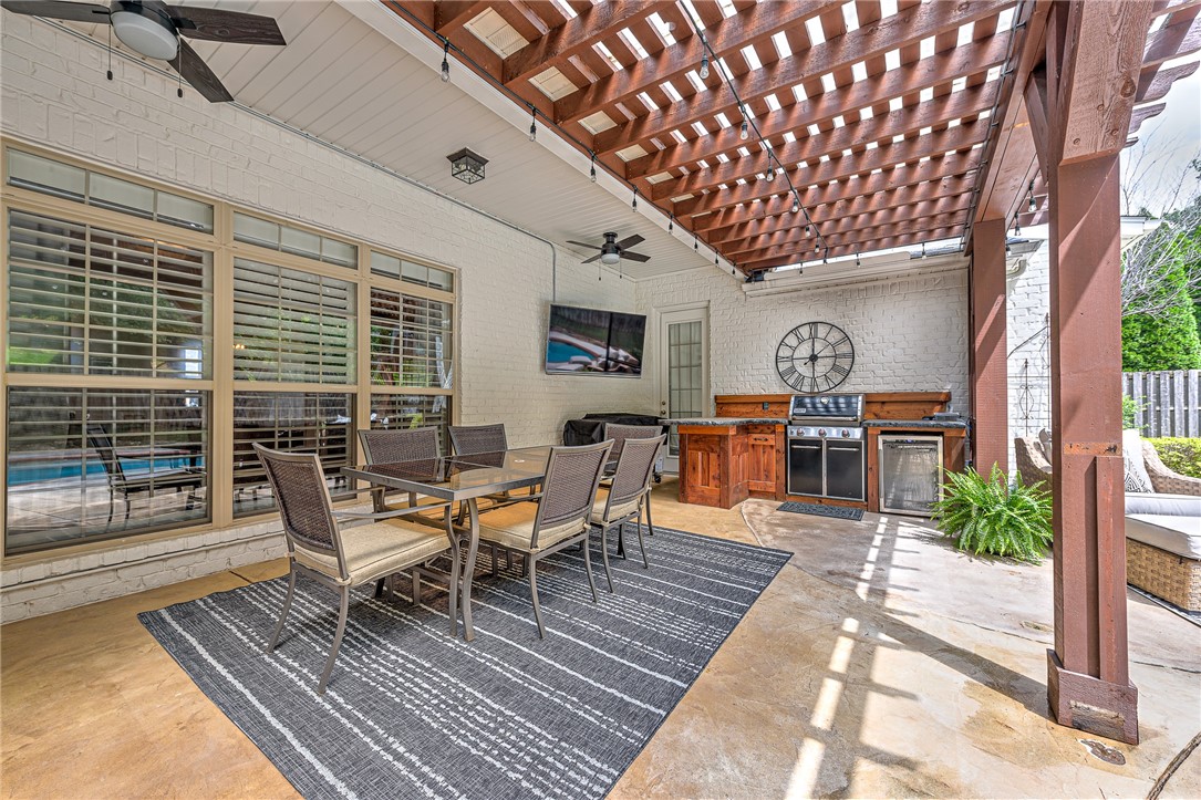 Shadow Valley Ph Vi Rogers - Residential