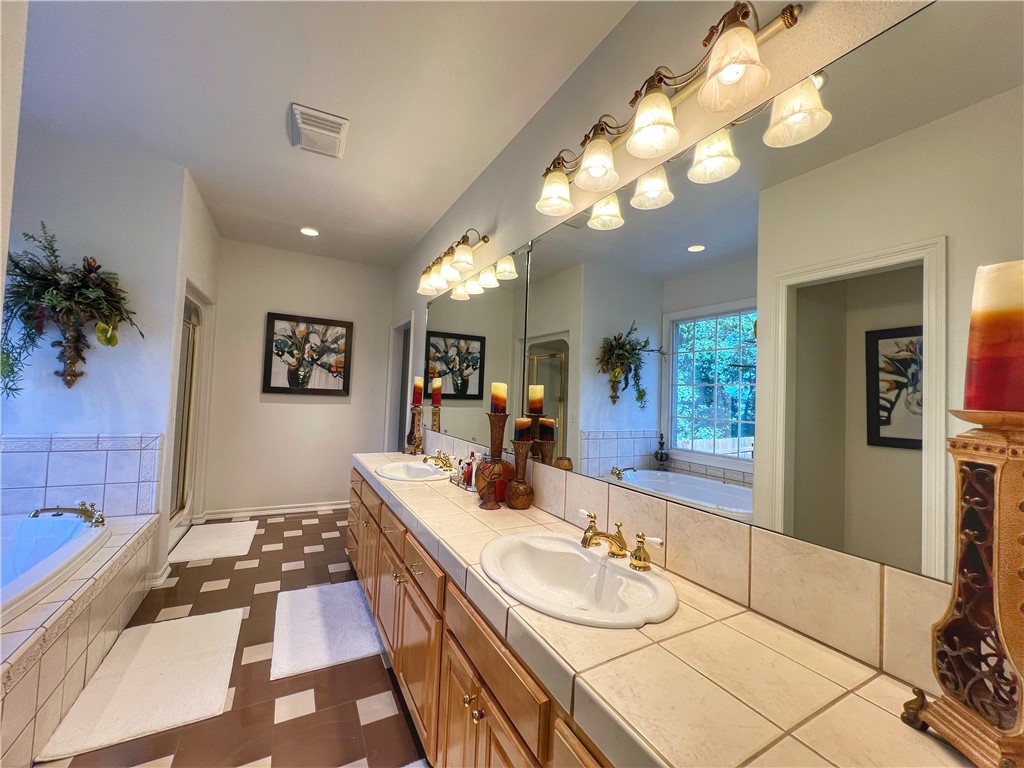 Piney Bay Dev - Residential