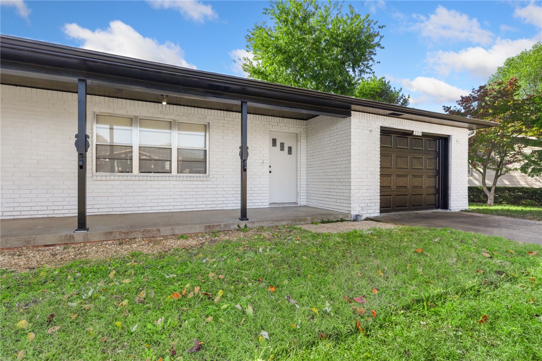SS Strip/Carr - Residential