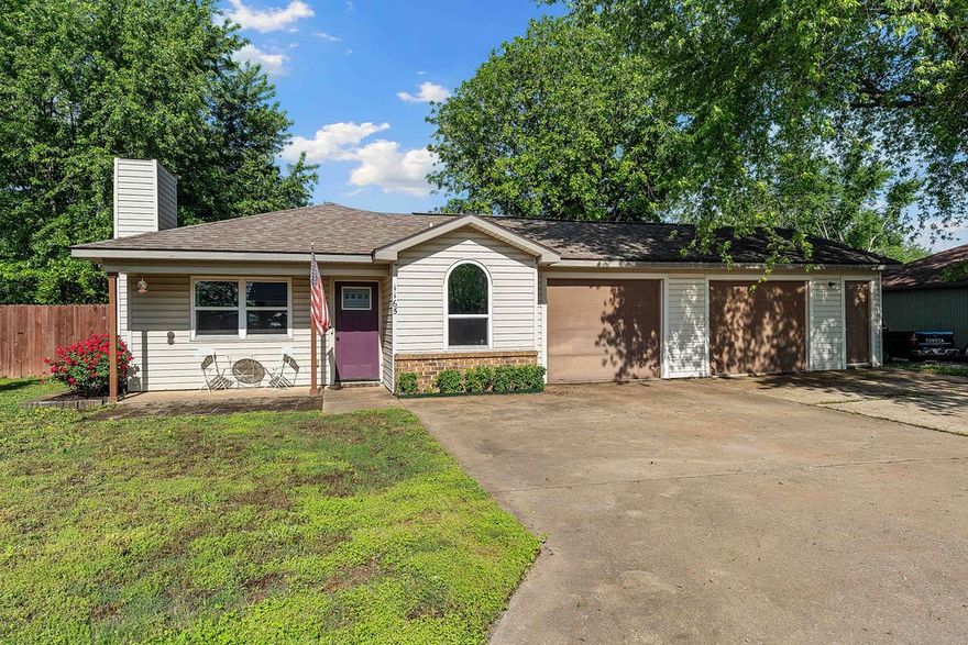 Under $200K!! This charming single-level home near the heart of Downtown Decatur and walking distance to Veterans Park, with beautiful walking trails + playground, puts you close to everything while offering space to unwind. Step inside to a cozy open floor plan, with fresh natural light thanks to the new windows installed in 2023. The front porch has been refreshed with a new door and posts, adding curb appeal without the fuss. Mature trees provide shade out back, and garden beds are ready for planting. Inside the garage, you'll find built-in cabinets and a dedicated workshop space — perfect for projects or extra storage. Ideally located with easy access to 102, Bentonville and Siloam Springs.