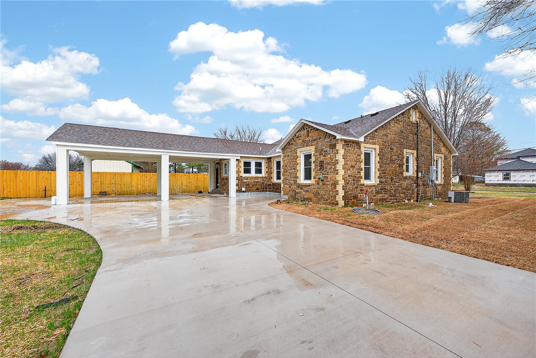 Springdale Outlots - Residential