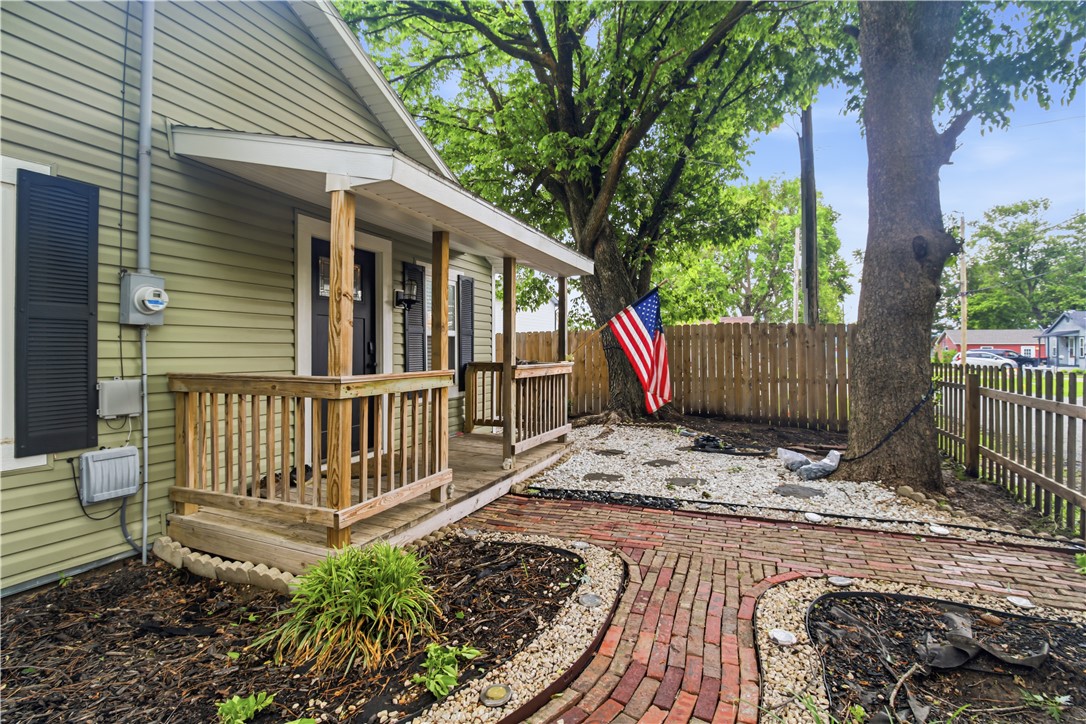 Cogersamuels Add - Residential Lease