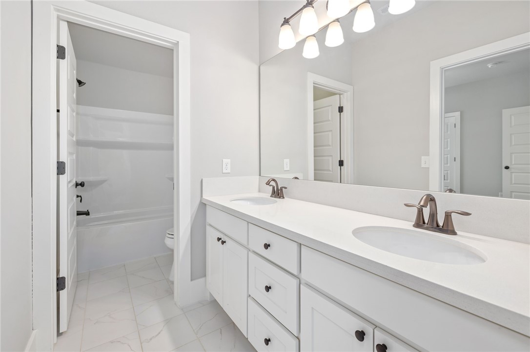 2-16-30 FAYETTEVILLE OUTLOTS - Residential