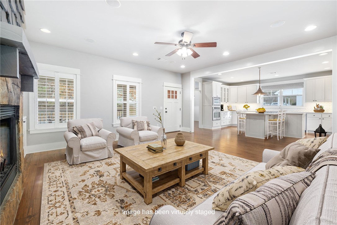 2-16-30 FAYETTEVILLE OUTLOTS - Residential