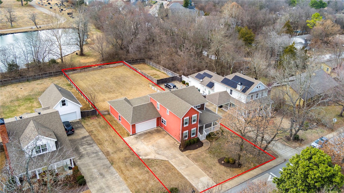 2-16-30 FAYETTEVILLE OUTLOTS - Residential