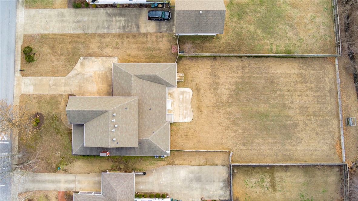 2-16-30 FAYETTEVILLE OUTLOTS - Residential