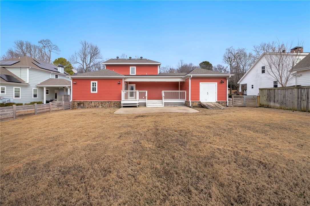 2-16-30 FAYETTEVILLE OUTLOTS - Residential