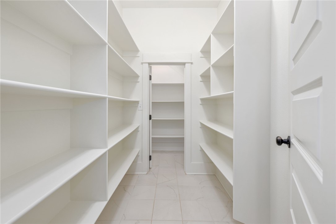 2-16-30 FAYETTEVILLE OUTLOTS - Residential