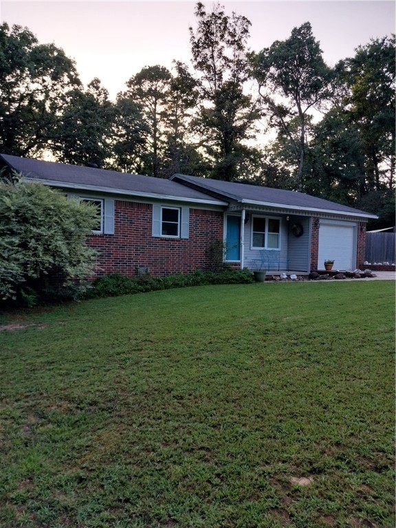 What a deal! Excellent maintained house with 3bd 1,5 bath, Is waiting for a new owner. This hidden jewel includes a new roof at sellers expense { with any accepted offer,} An updated kitchen featuring a new look and including all appliances! Dont miss out on this all electric home with laminate wood floors thru out. A cute laundry area that is seperate, walkin closet and too many cute features to mention. Not forgetting a large welcoming deck, fenced 1acre backyard and seperate area for the above ground pool.
2 out buildings a maintained wood, and one metal shop. Kept up to perfection call to show today!