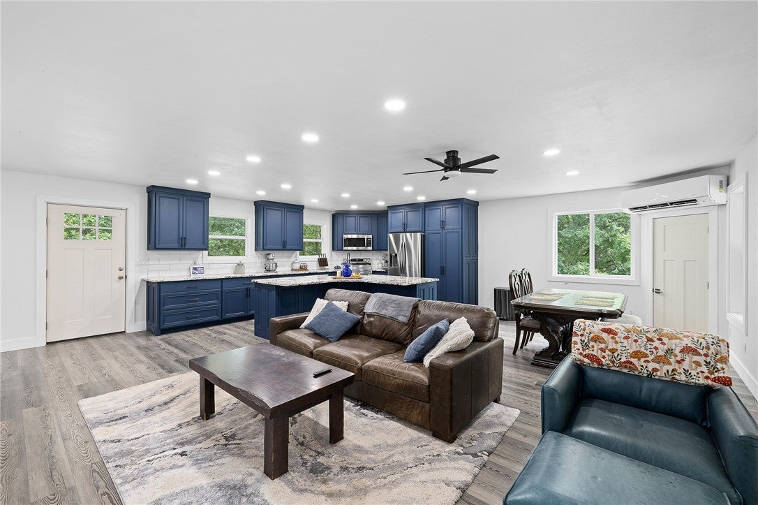 9906 Farm Road 1162