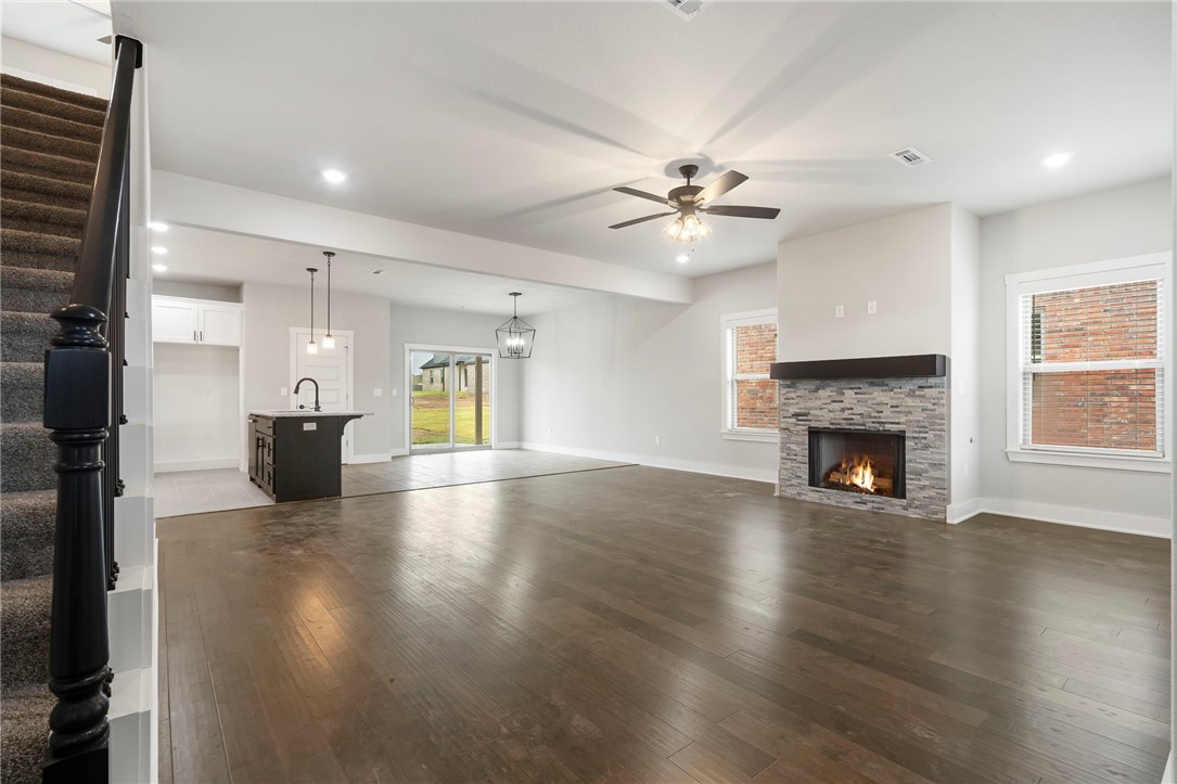 SHIRLEY ESTATES-CENTERTON - Residential