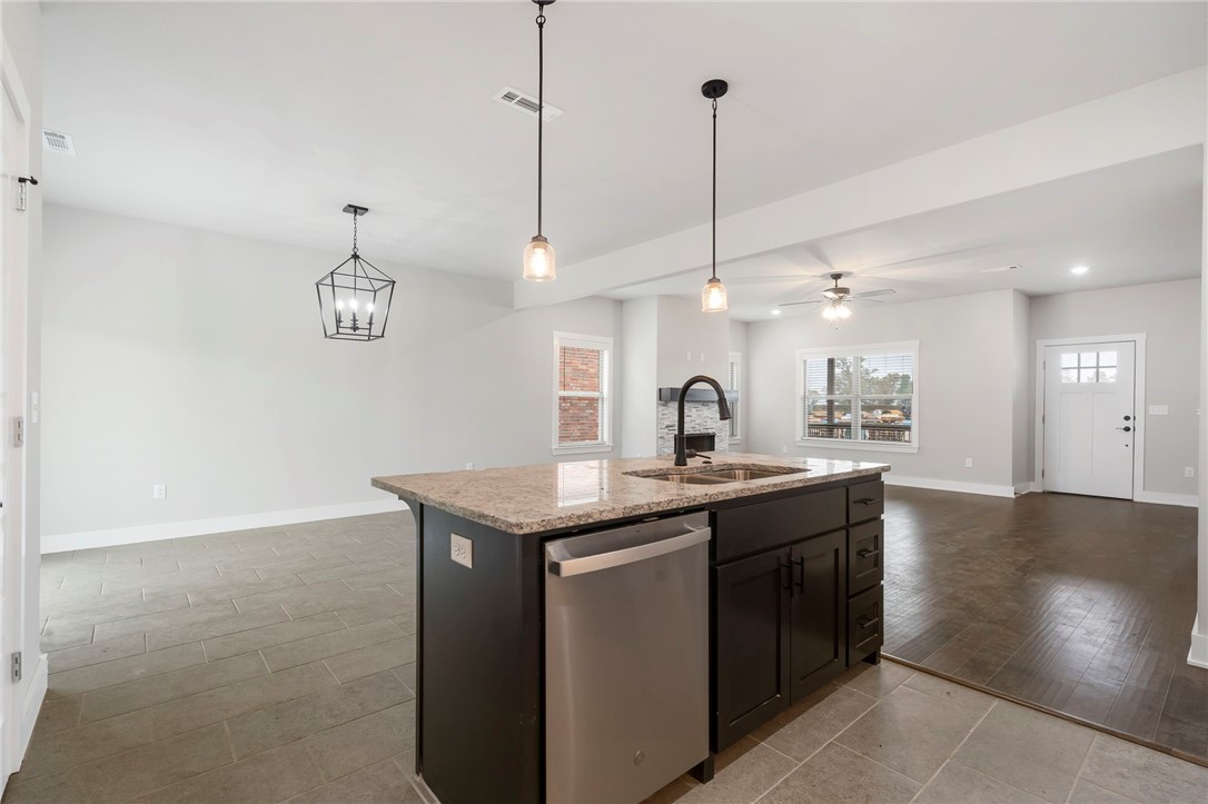 SHIRLEY ESTATES-CENTERTON - Residential