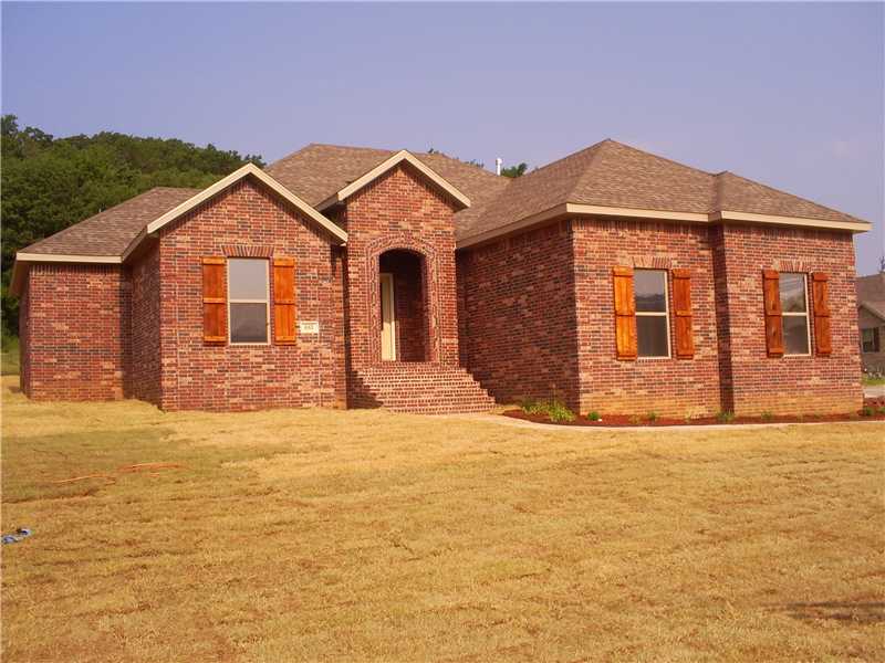 NEW CONSTRUCTION 3-BR, 2-BA, 2-CAR (SIDE LOAD) GARAGE HOME IN WEST FORK TO BE COMPLETED BY 06/30/14. GAS LOG FIREPLACE, GRANITE COUNTER TOPS, PARTIALLY COVERED BACK PATIO, OPEN FLOOR PLAN IN LIVING ROOM, SPLIT BEDROOM FLOOR PLAN. SEPARATE SHOWER AND,WHIRLPOOL TUB IN MASTER BATH. WONDERFUL COLORS, SODDED YARD, BEAUTIFUL BRICK, ARCHITECTURAL SHINGLES, PANTRY AND MORE. CHECK IT OUT!