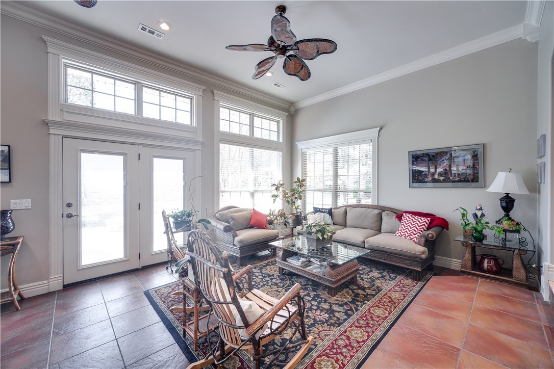 Springdale Outlots Sw Sw - Residential