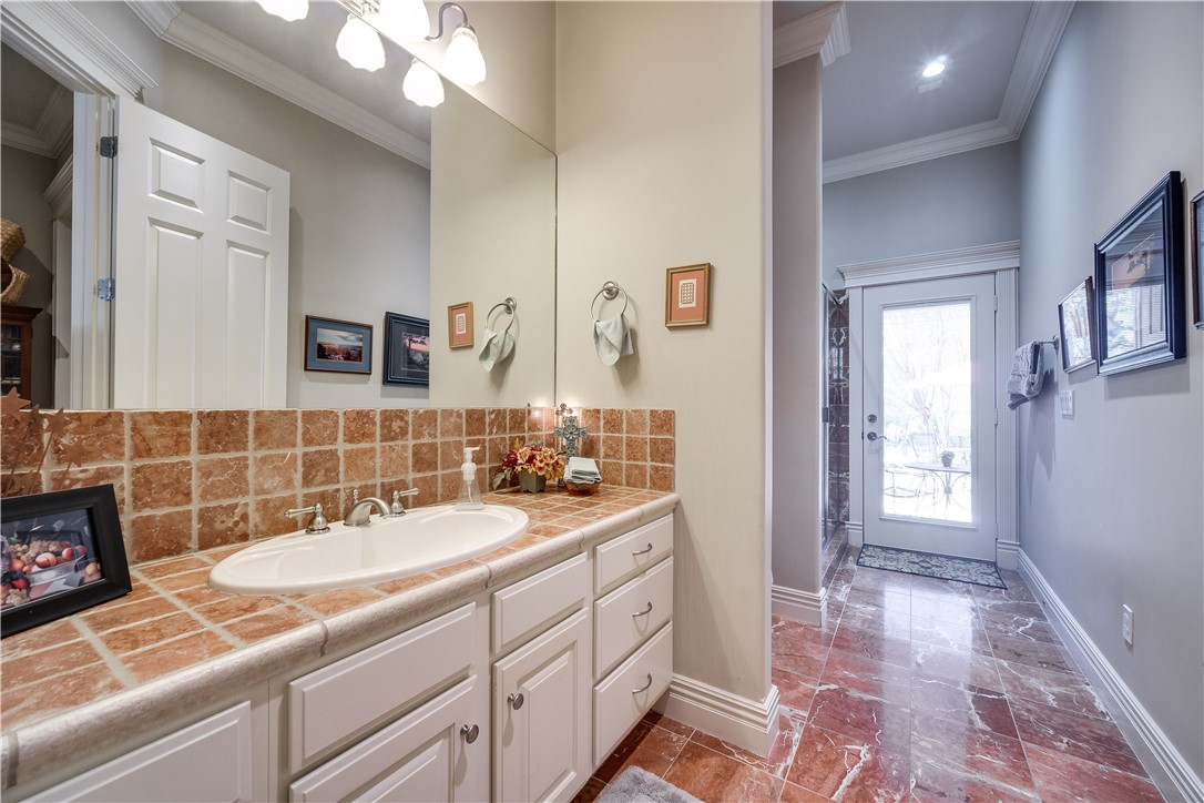 Springdale Outlots Sw Sw - Residential