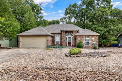 Photo of 5 Melanie Drive, Bella Vista, AR 72714 (MLS # 1361611)