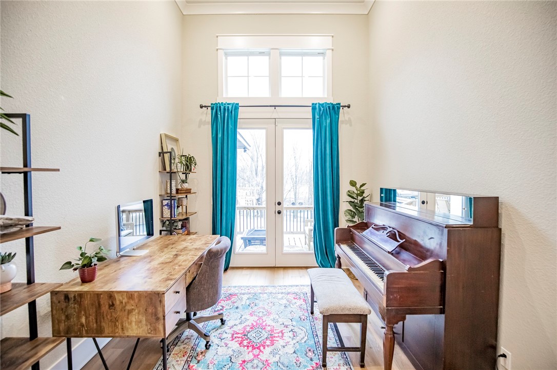 Otter Creek Estates Ph I-Cave Springs - Residential