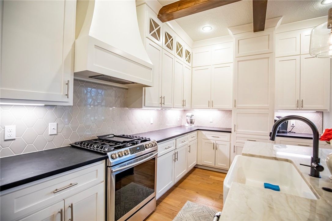 Otter Creek Estates Ph I-Cave Springs - Residential