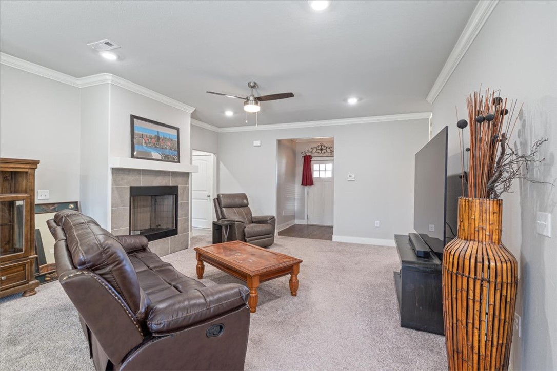 Hickory Meadows Sub Ph 1 - Residential