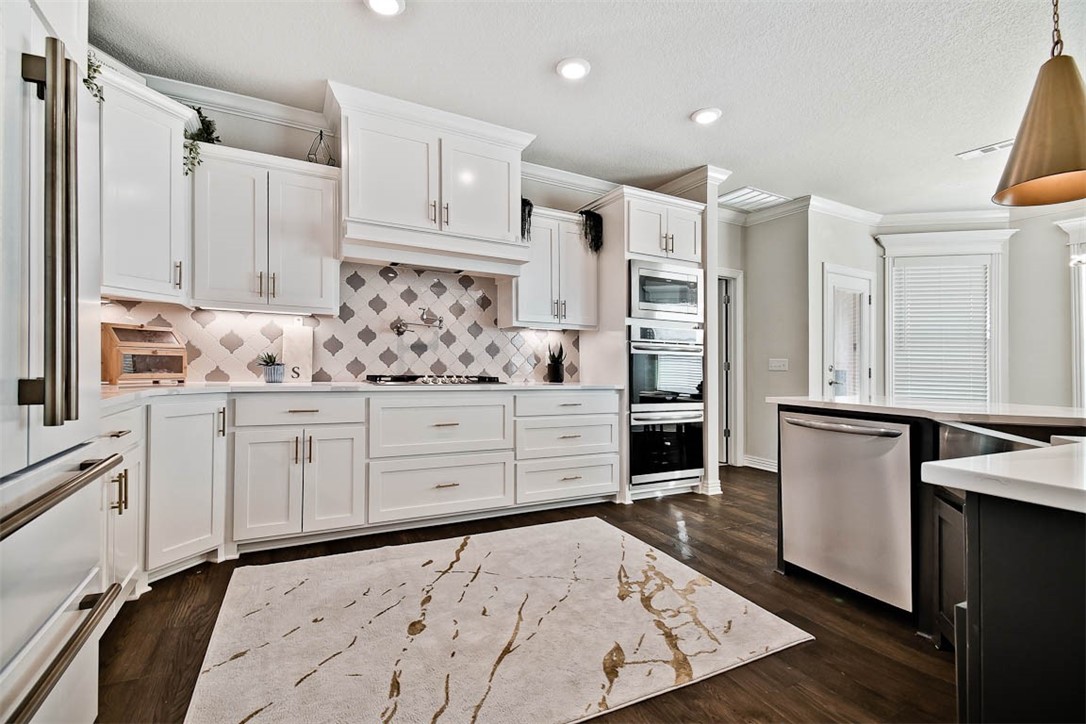 Elmdale Lake Estates - Residential