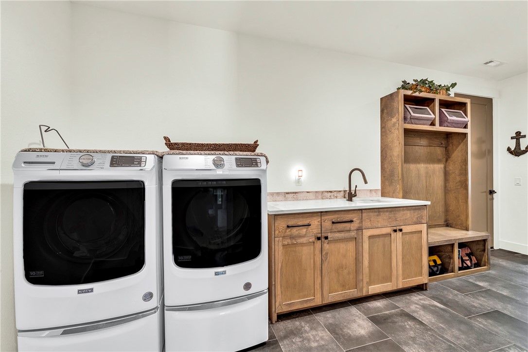 Knolls - Residential