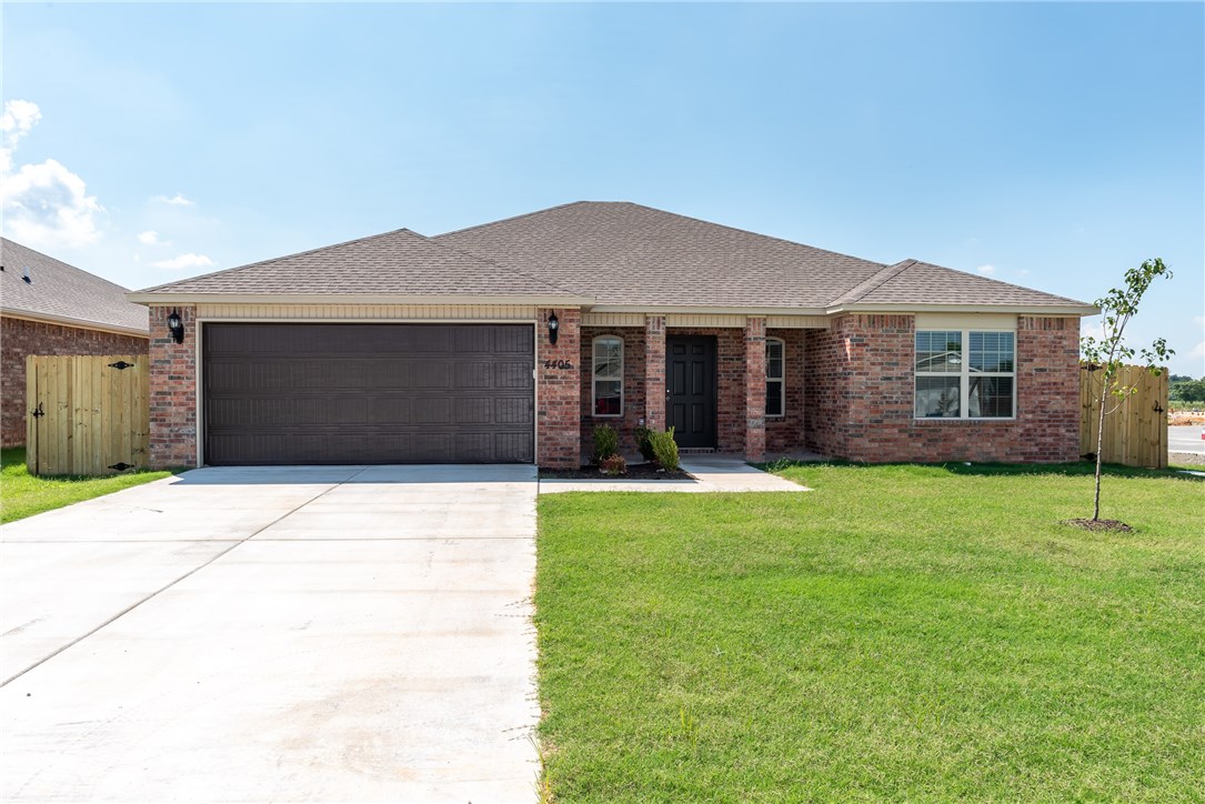 Donāt miss this NEW 2019 built open 4bd 2ba split floor plan with large secondary bedrooms resting on a great flat lot with a beautiful backyard. This home features stainless steele appliances in the kitchen including the fridge! Also included with this rental is the washer and dryer! No Pets Allowed. This is a must see! To schedule a showing or fill out an application visit MetroRentsNWA.com
