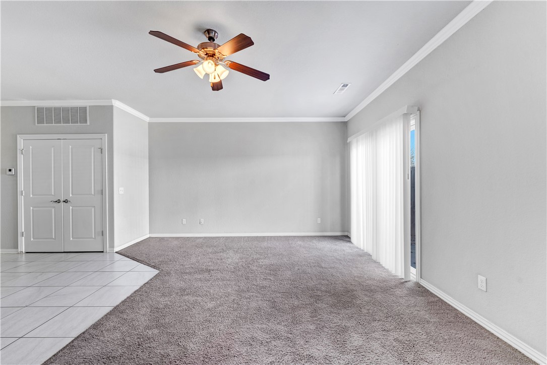 Shadowbrooke At The Peaks l Hpr Rogers - Residential Income